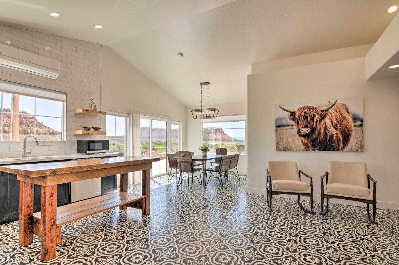 Modern Ranch House With Fire Pit And Valley Views Kanab Bagian luar foto